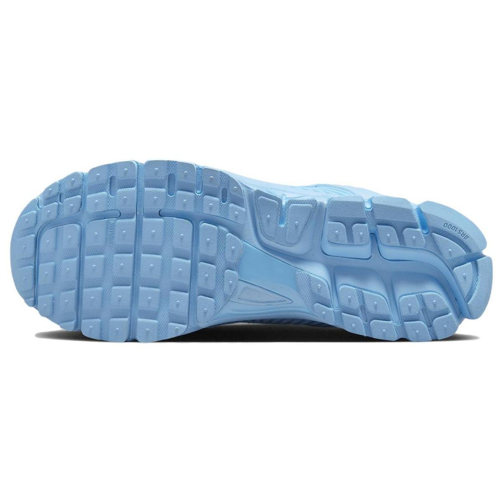 Nike Air Zoom Vomero 5