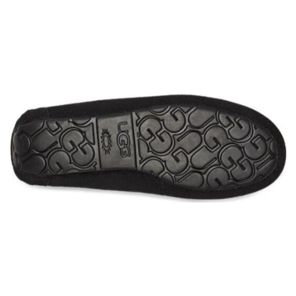 UGG Leisure