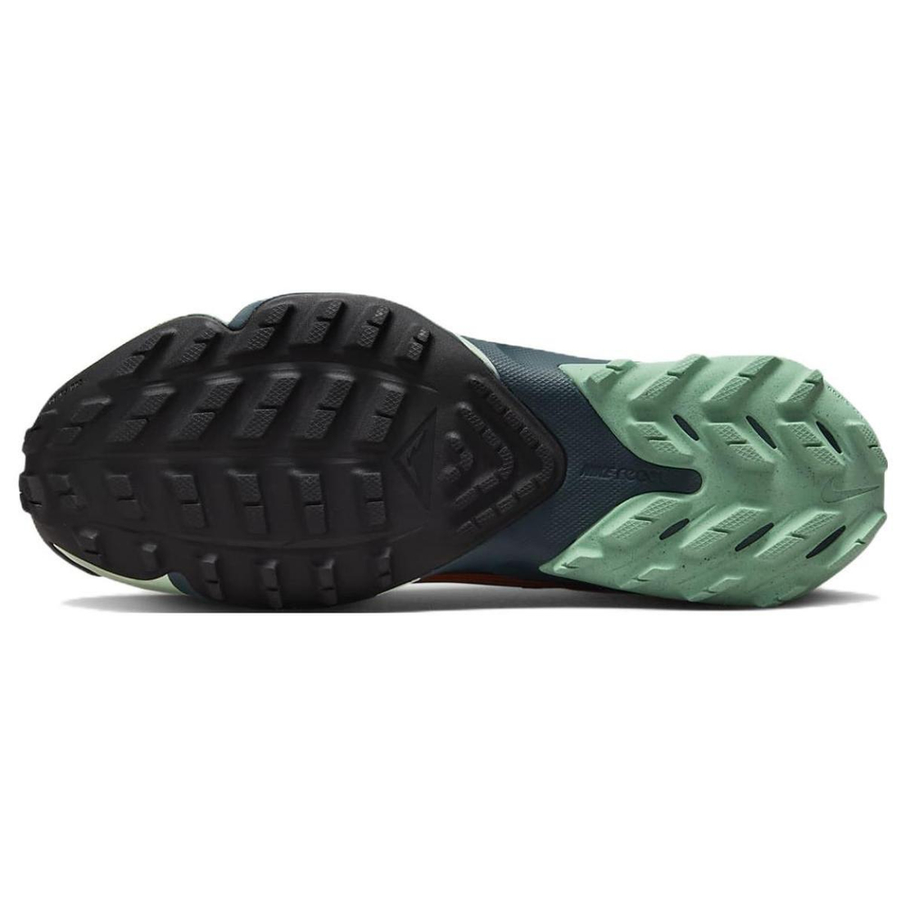 Nike Air Zoom Terra Kiger 8