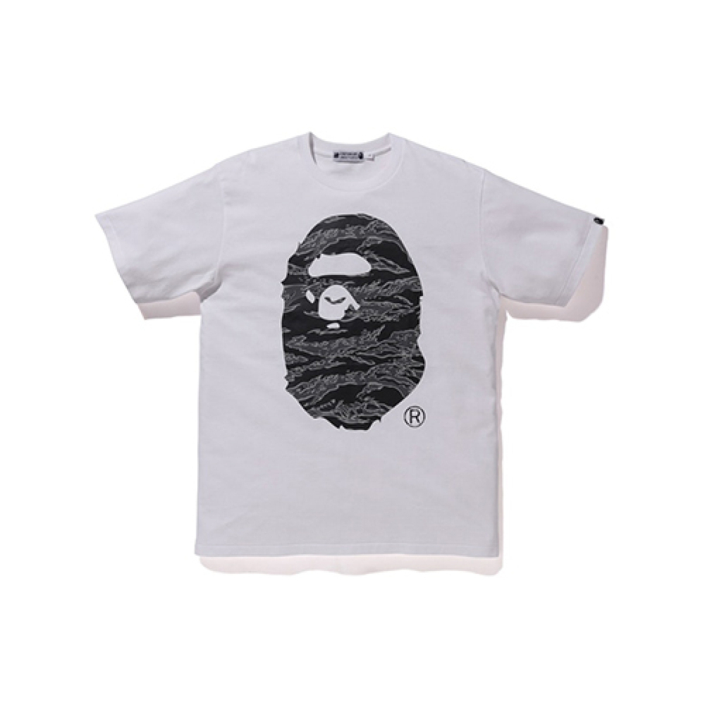 A BATHING APE x Undefeated Apehead Tee White T