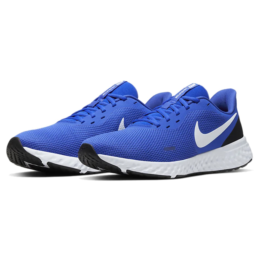 Nike REVOLUTION 6