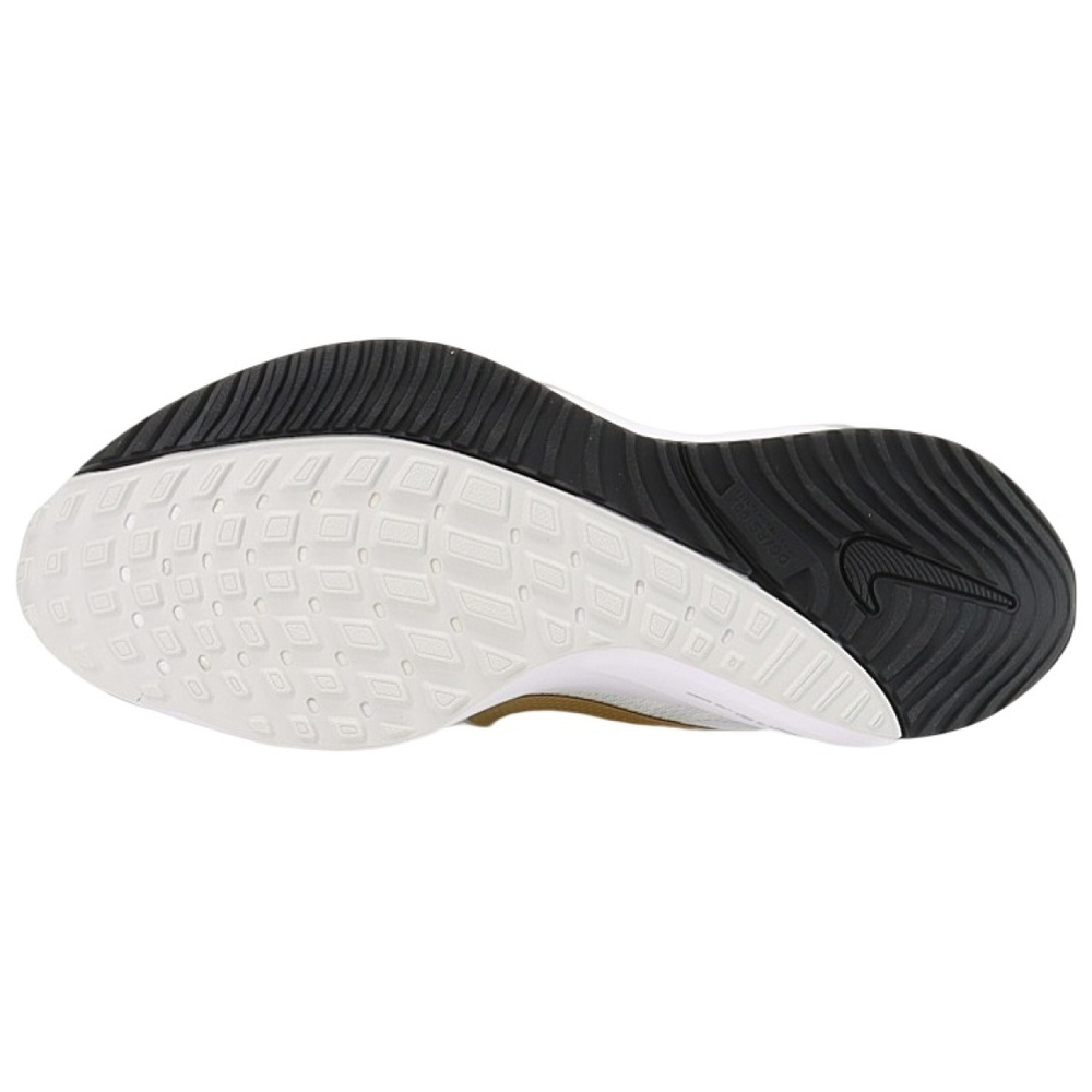 Nike Air Zoom Vomero 16