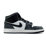 【 】 Jordan Air Jordan 1 Mid