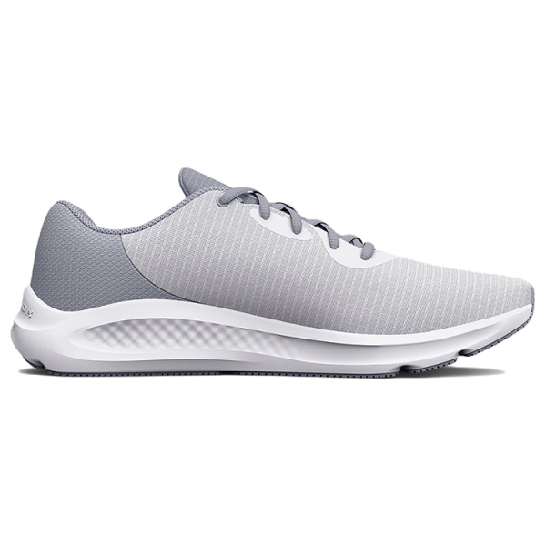 Under Armour Pursuit Tech