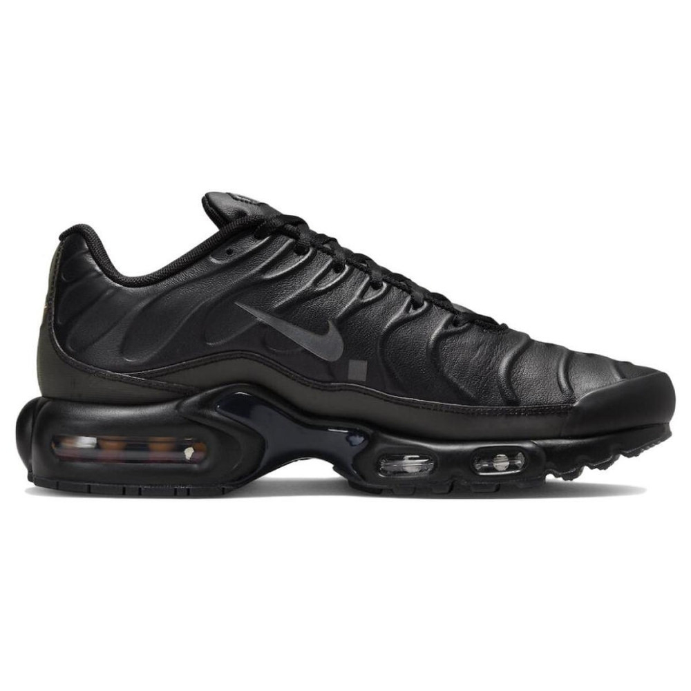 A-COLD-WALL* x Nike Air Max Plus "Onyx"
