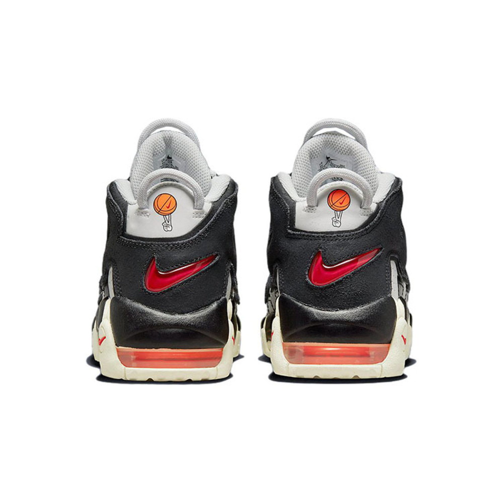 Nike Air More Uptempo Nike Hoops