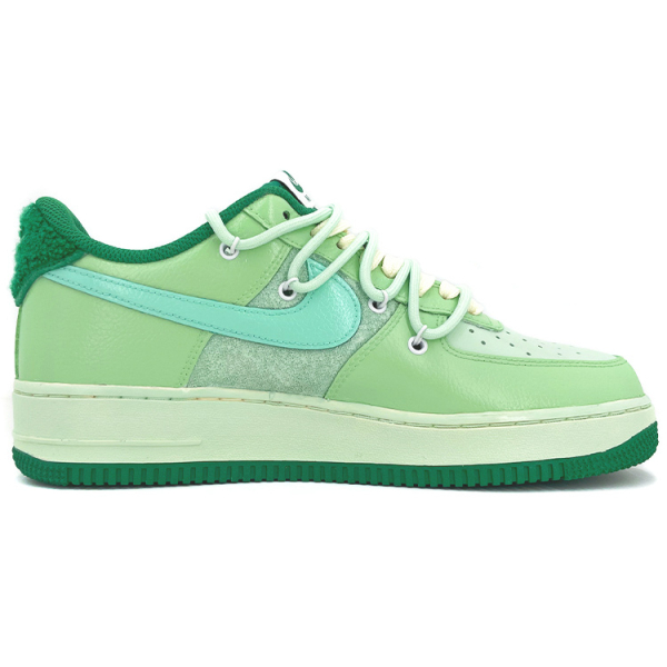 【 】 Nike Air Force 1 520 vibe