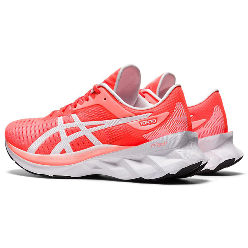 Asics Novablast Tokyo