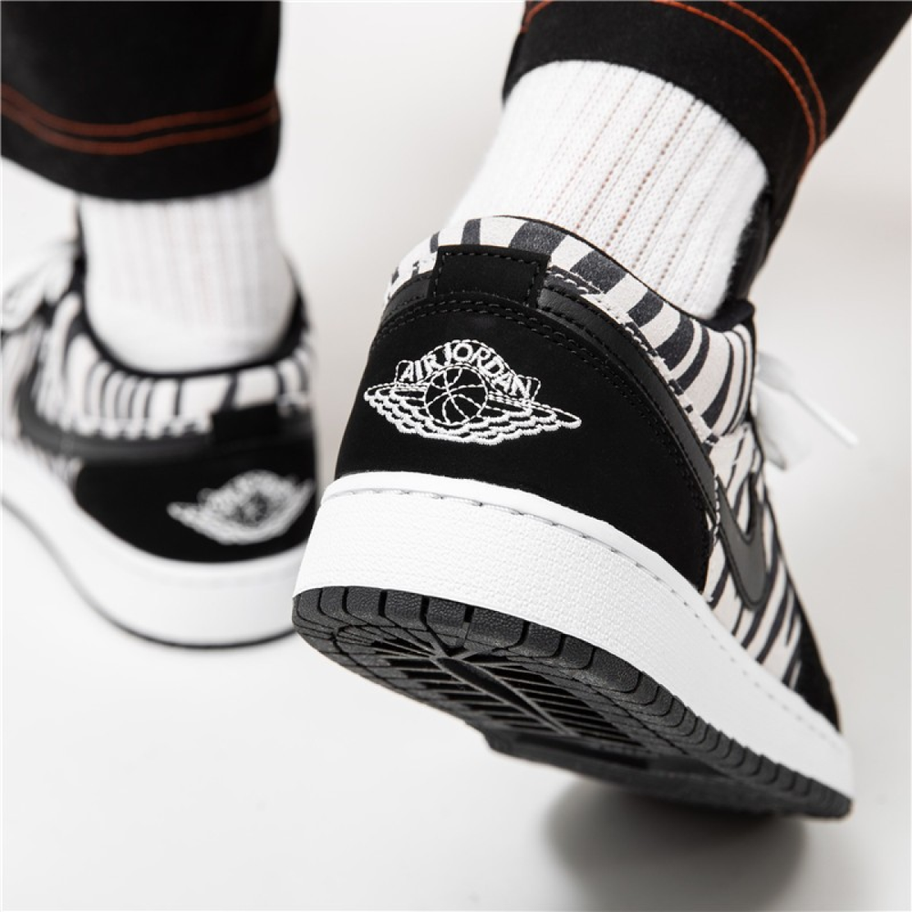 Jordan Air Jordan 1 Low Zebra