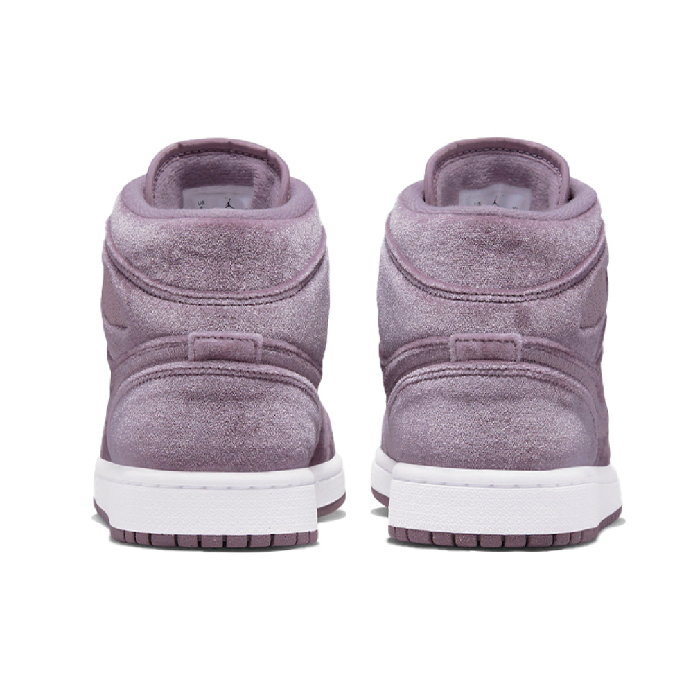 Jordan Air Jordan 1 Mid "Purple Velvet"
