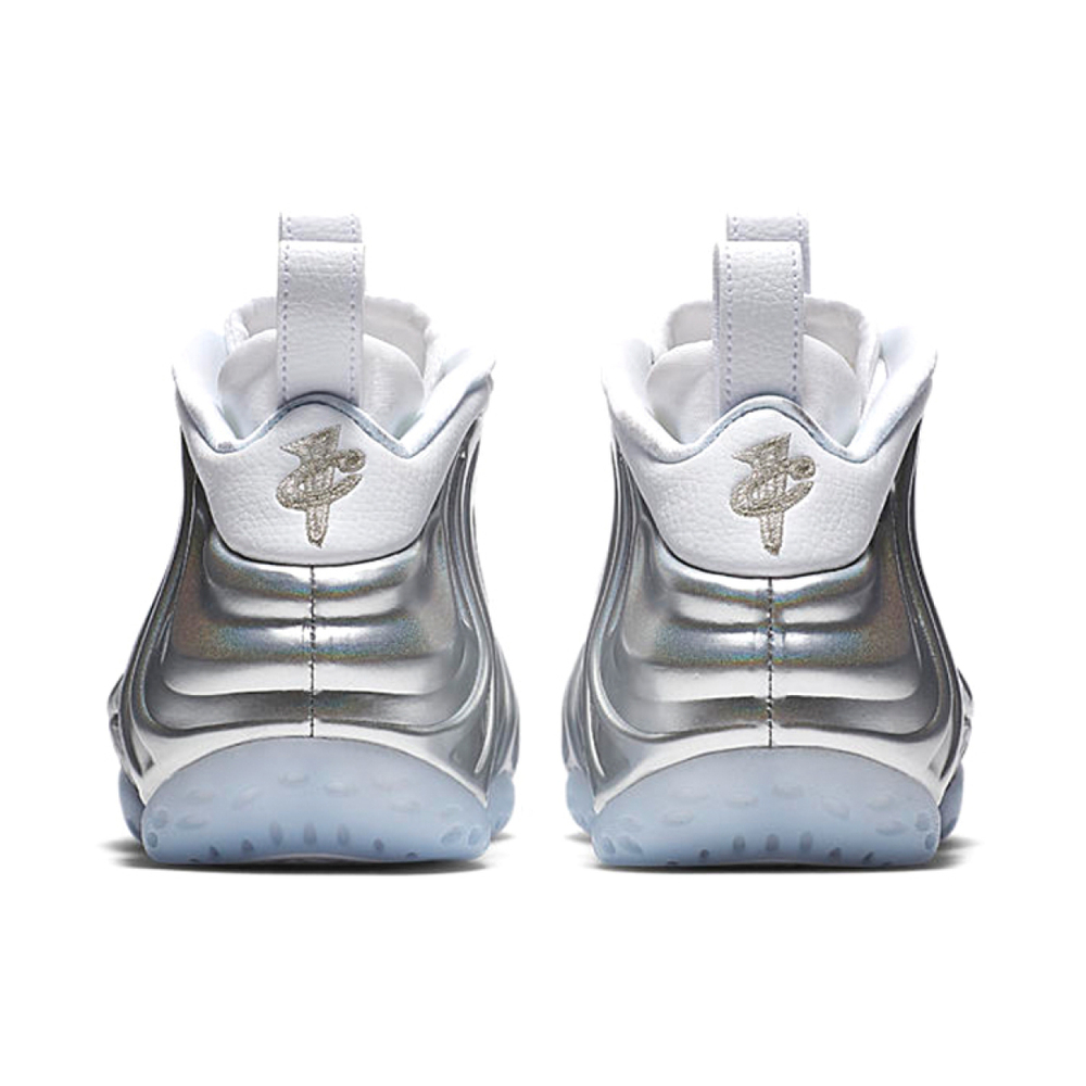 Nike Foamposite One chrome white