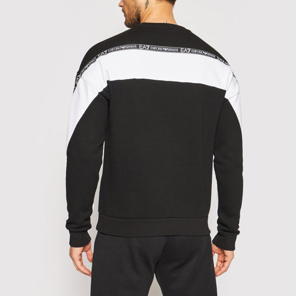 EMPORIO ARMANI EA7 Logo