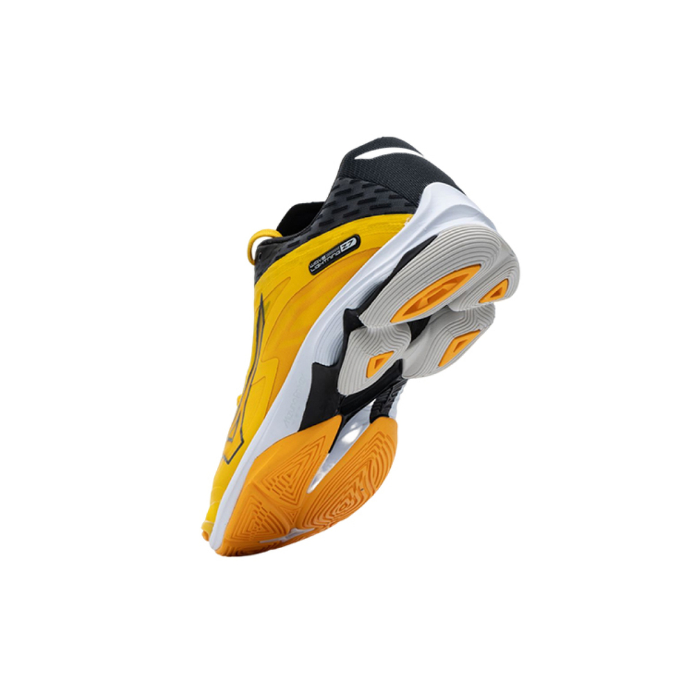 Mizuno Wave Lightning Z7