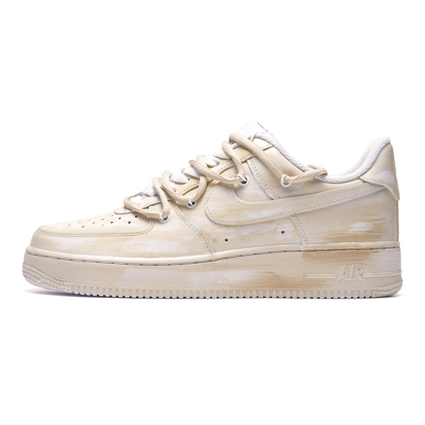 【 】 Nike Air Force 1 LE GS