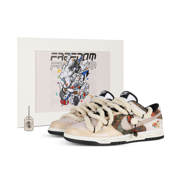 【 】 Nike Dunk Low