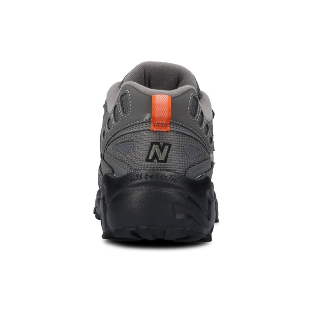 New Balance NB 703