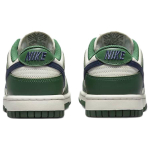 Nike Dunk Low "Gorge Green"