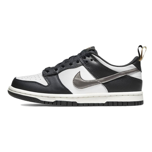 Nike Dunk SE "Pull Tab"