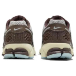 Nike Air Zoom Vomero 5