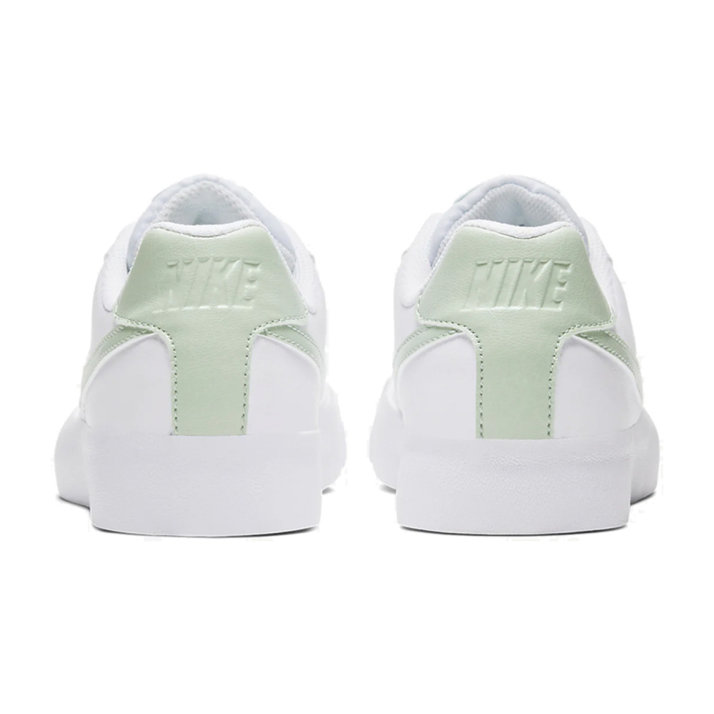 Nike Court Royale