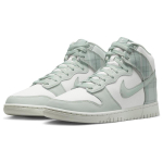 Nike Dunk High "Plaid"