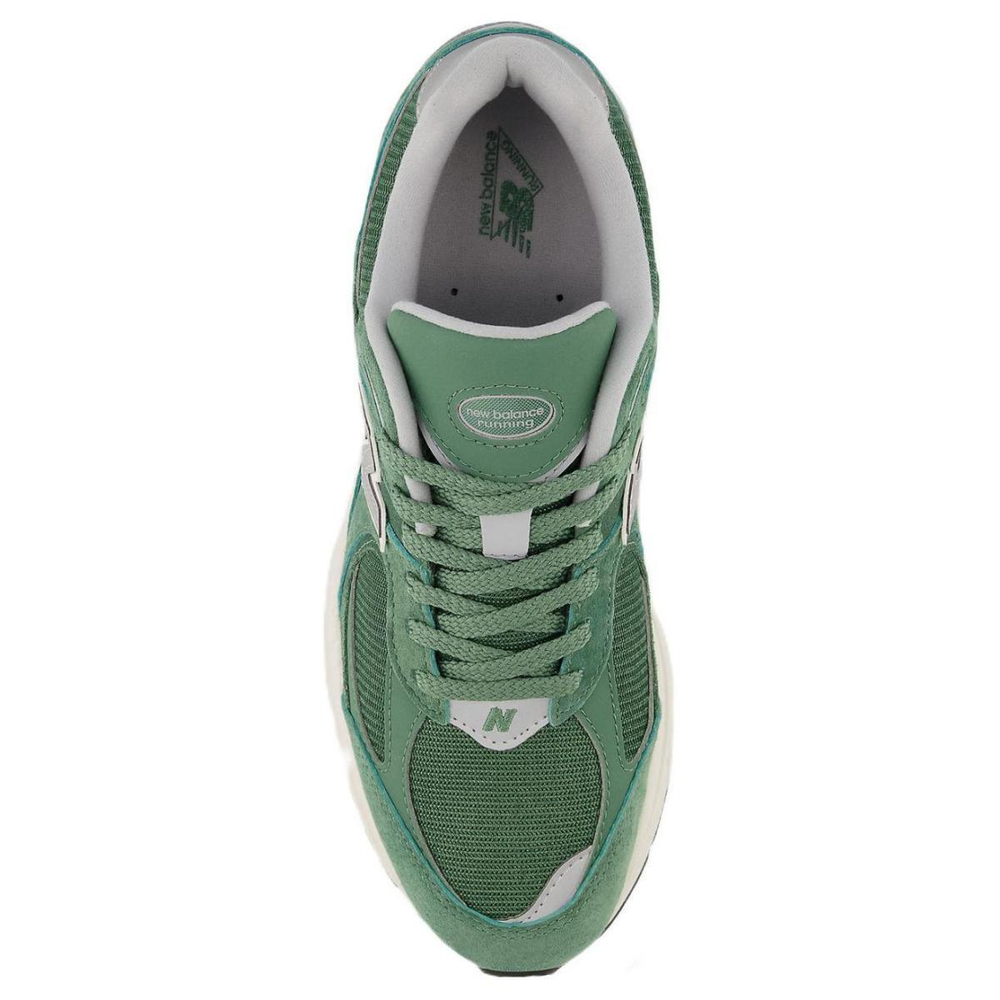 New Balance NB 2002R ·