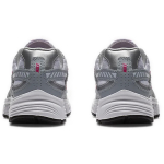 Nike Initiator