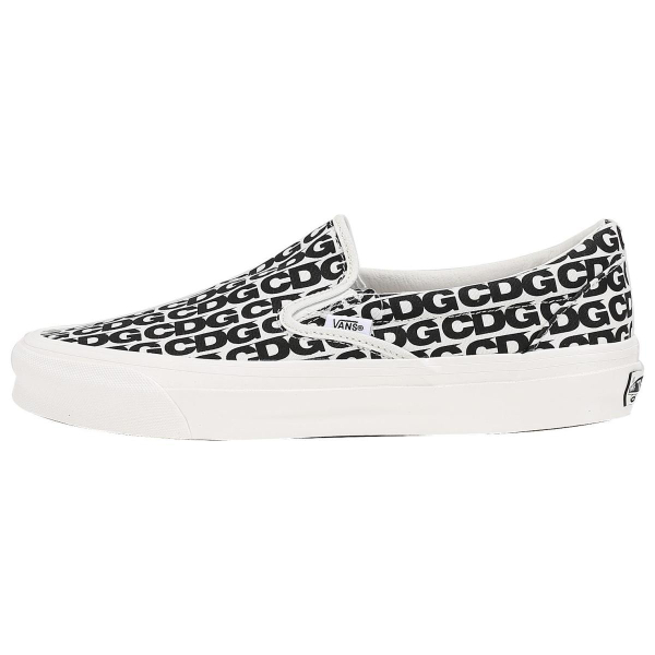 Comme Des Garcons x Vans slip-on