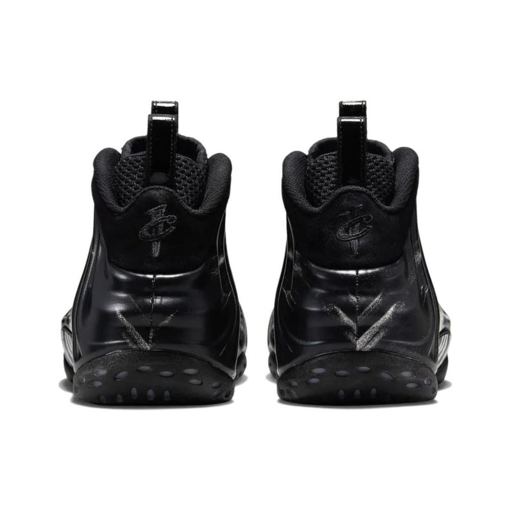 Nike Foamposite One "Black and White"