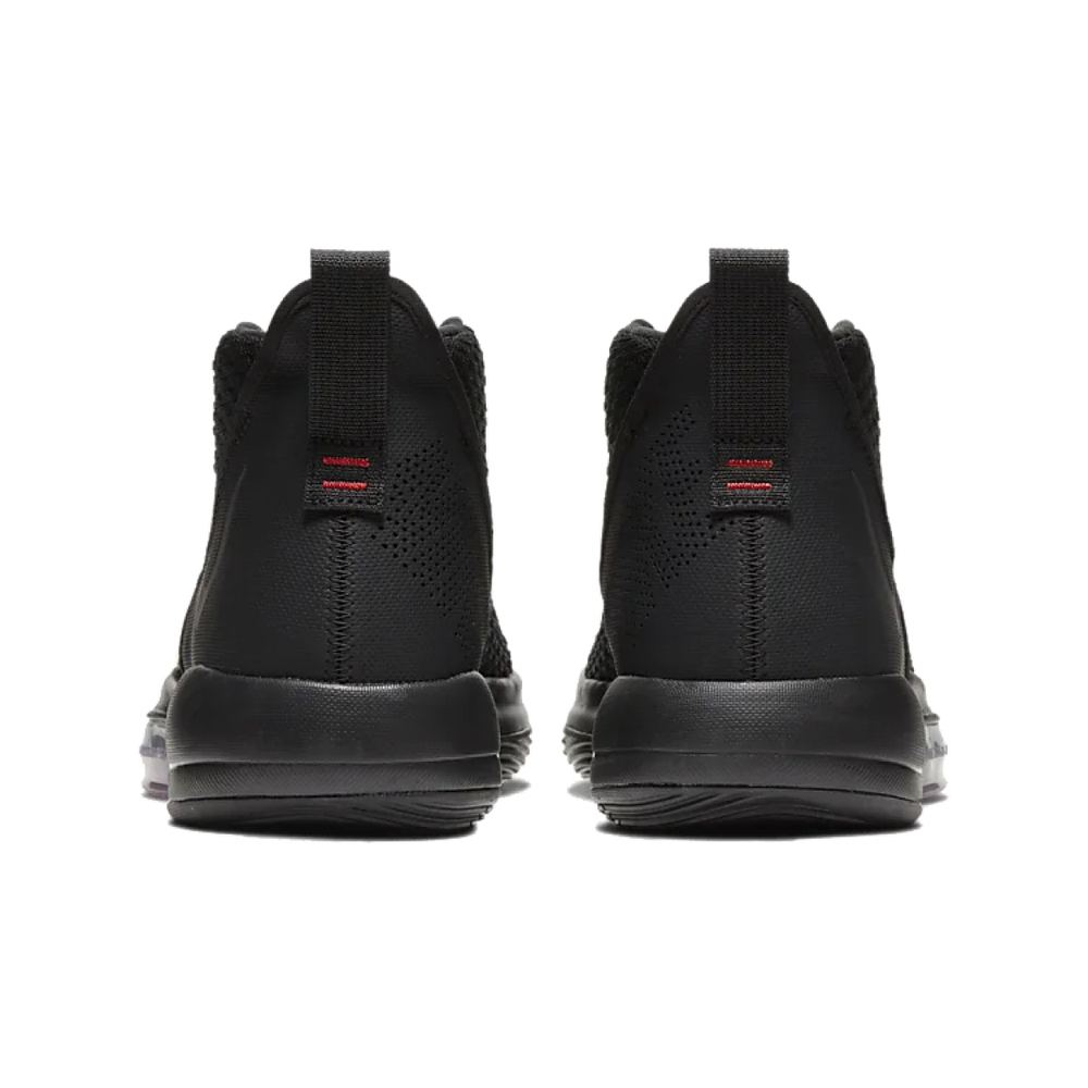 Nike Zoom Rize 1