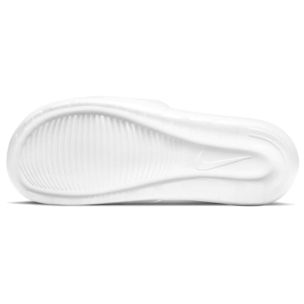 Nike Victori One