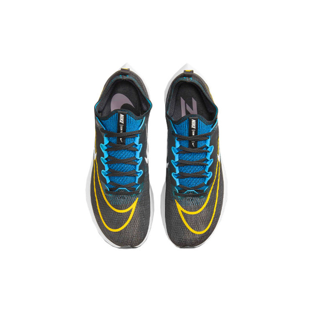 Nike Zoom Fly 4