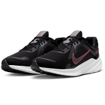 Nike Quest 5