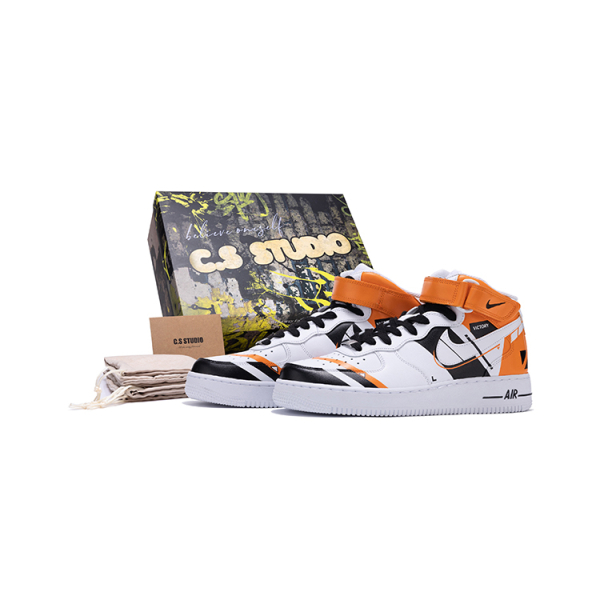 【 】 Nike Air Force 1 CS