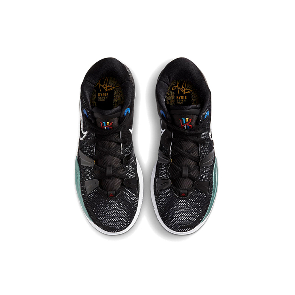 Nike Kyrie 7
