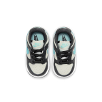 Nike Dunk "Tiffany"
