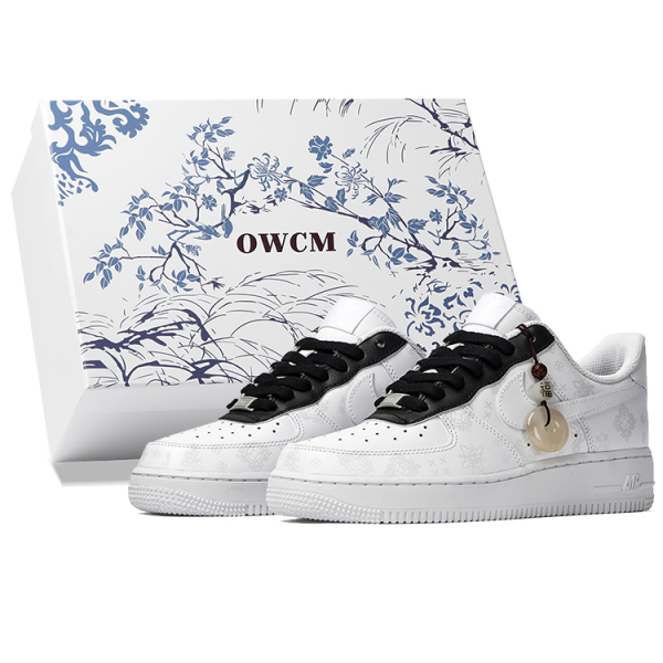 【 】 Nike Air Force 1