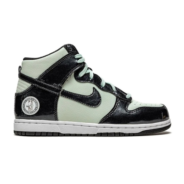 Nike Dunk Barely Green