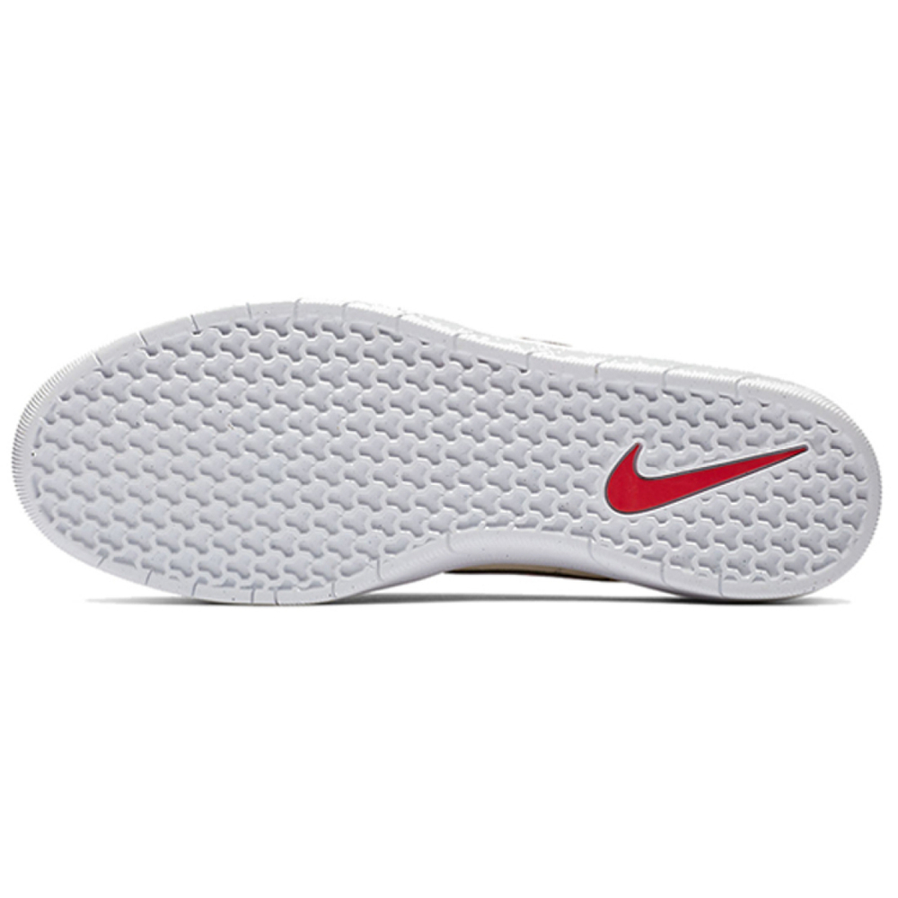 Nike SB Team Classic