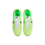 Nike Dunk "Volt"