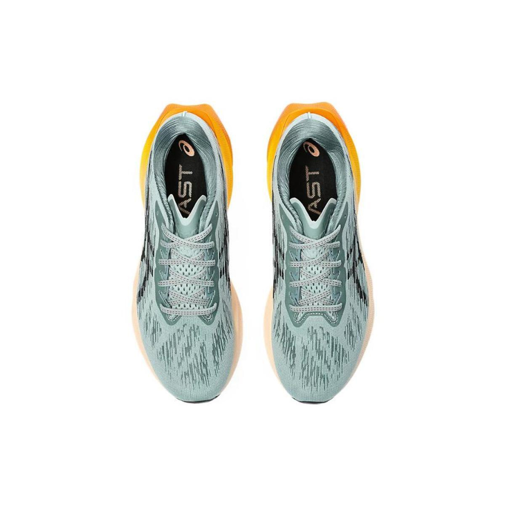 Asics Novablast 3