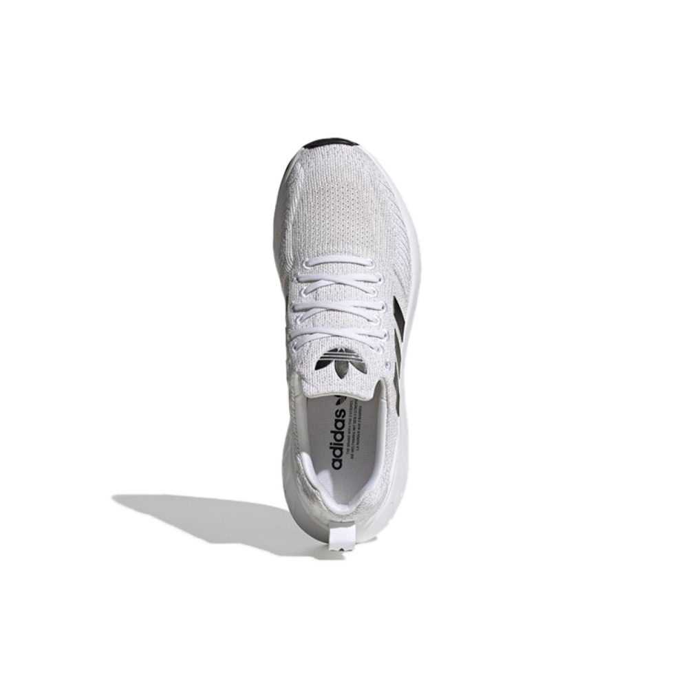 Adidas originals Swift Run 22
