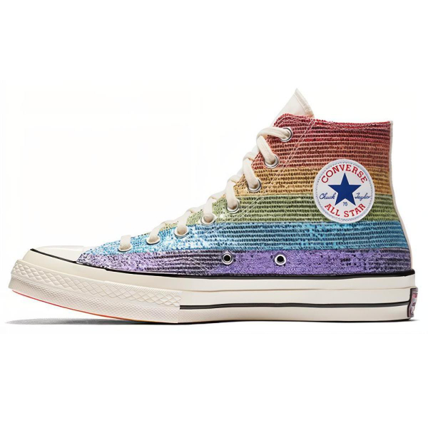 Miley Cyrus x Converse 1970s