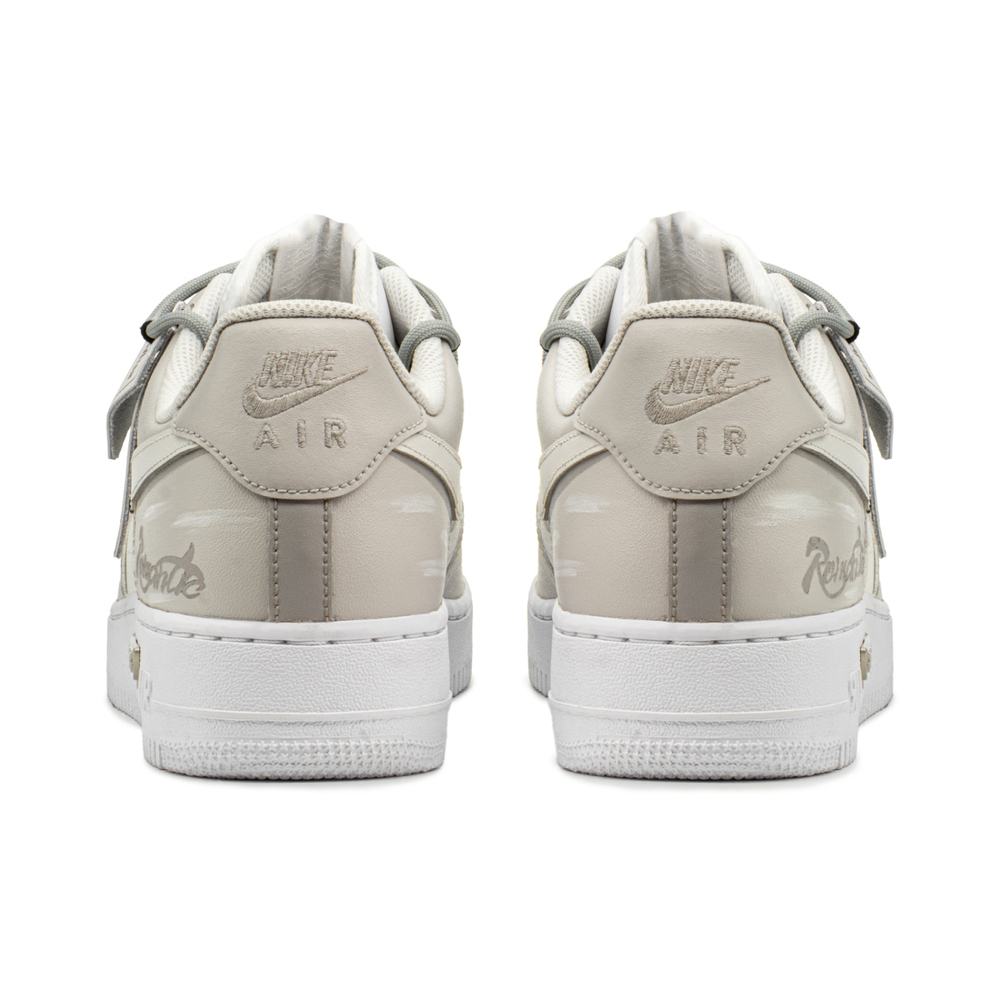 【 】 Nike Air Force 1