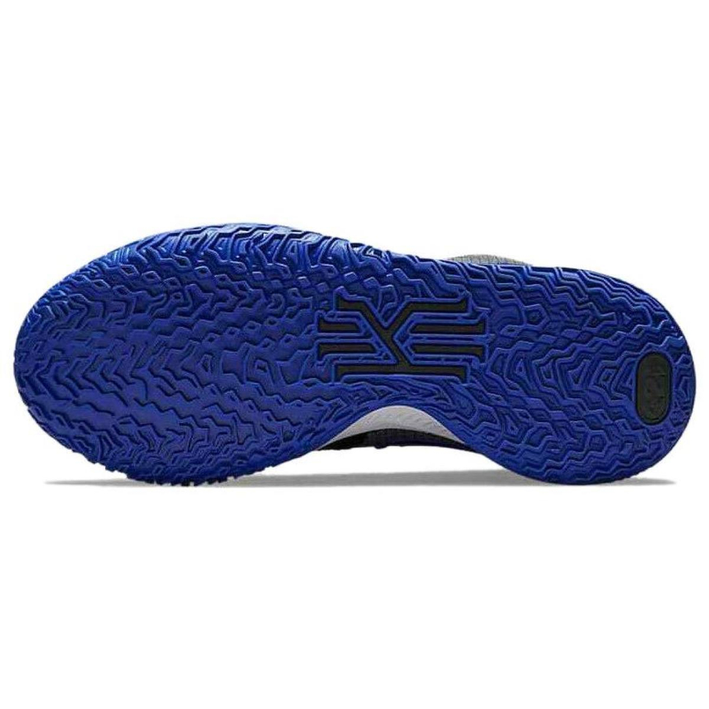 Nike Kyrie Low 4 TB