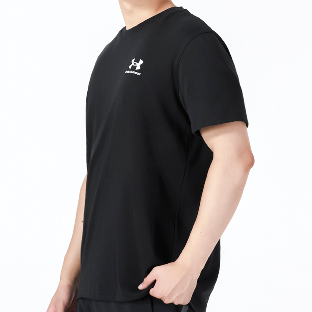Under Armour logo T