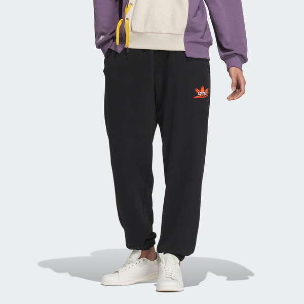 Adidas originals Joggers Logo