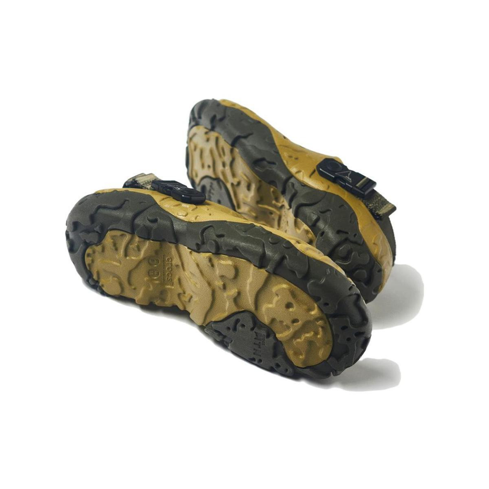 ROA x Crocs