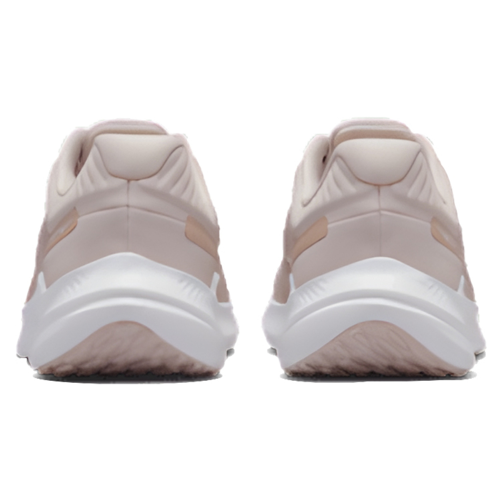 Nike Quest 5