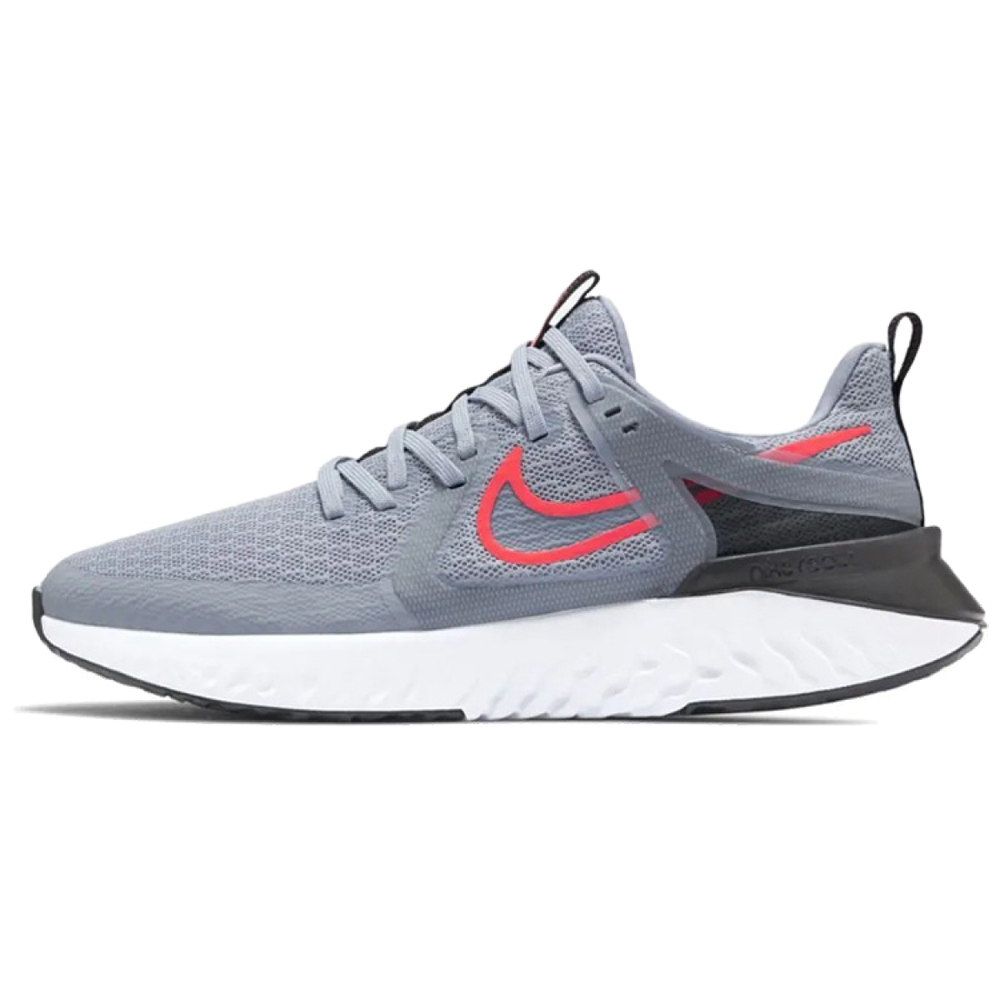 Nike Legend React 2